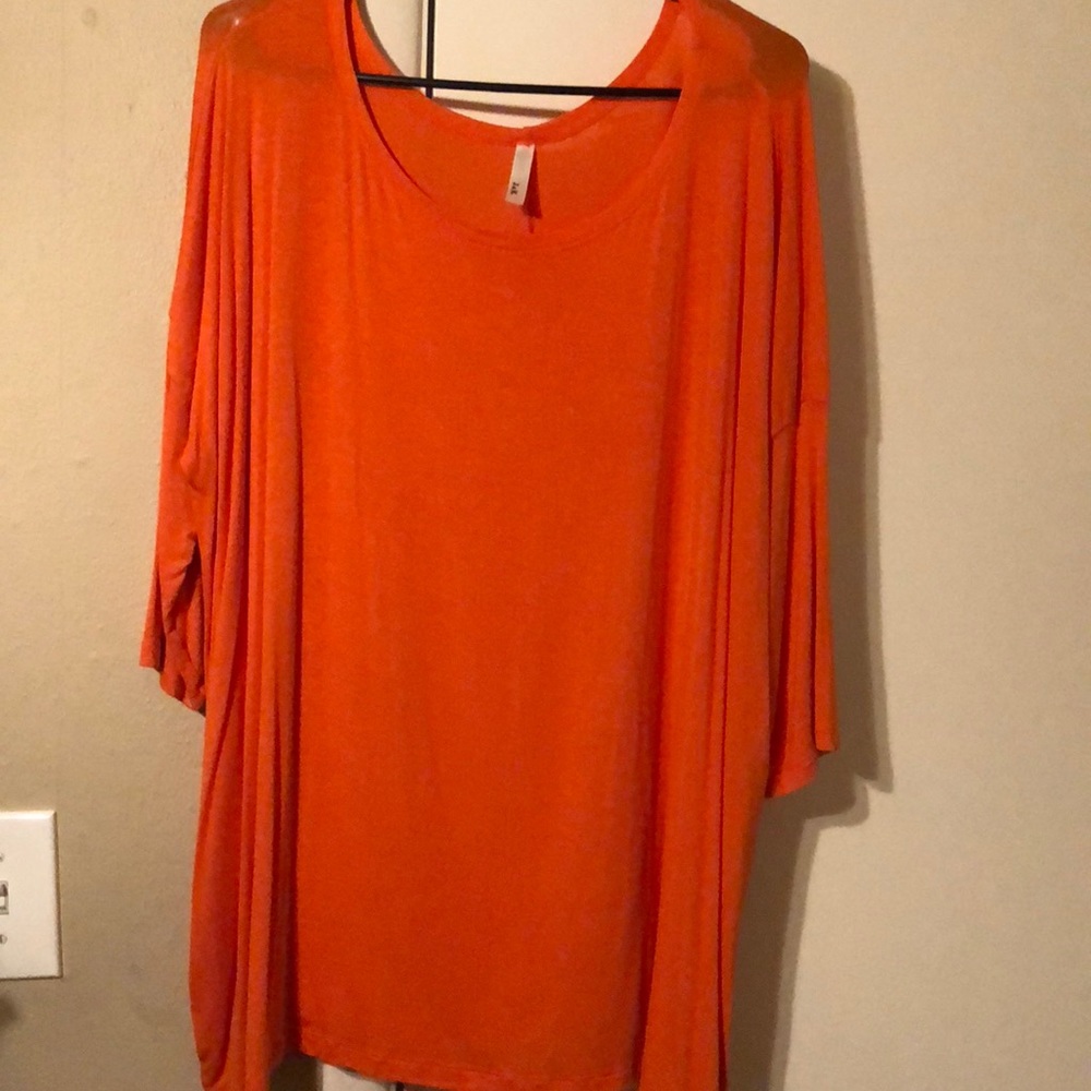 Medium Flowy tunic